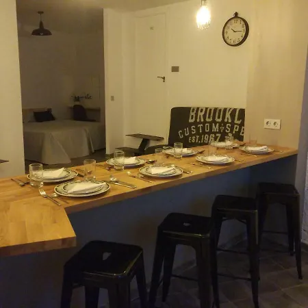 Casa Loft 2 Dormitorios En El Centro Historico Y De Facil Acceso Διαμέρισμα *
